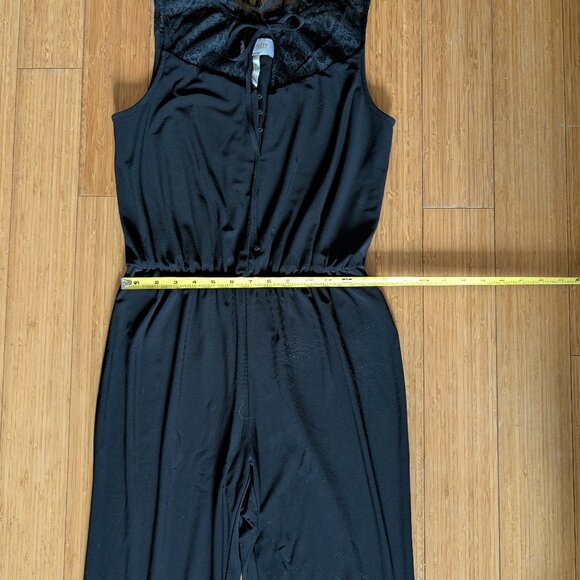 Black lace detail jumpsuit - Laundry by Shelli Segal size 2 - Picture 5 of 9